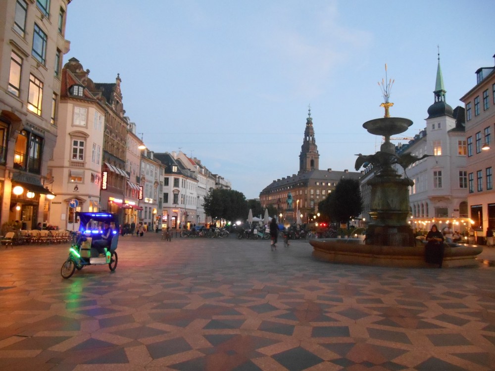 Sometimes some places just get to you and, even when you leave, it's like you're still there Like a part of you refused to leave and is living some parallel life there, with all ghosts past